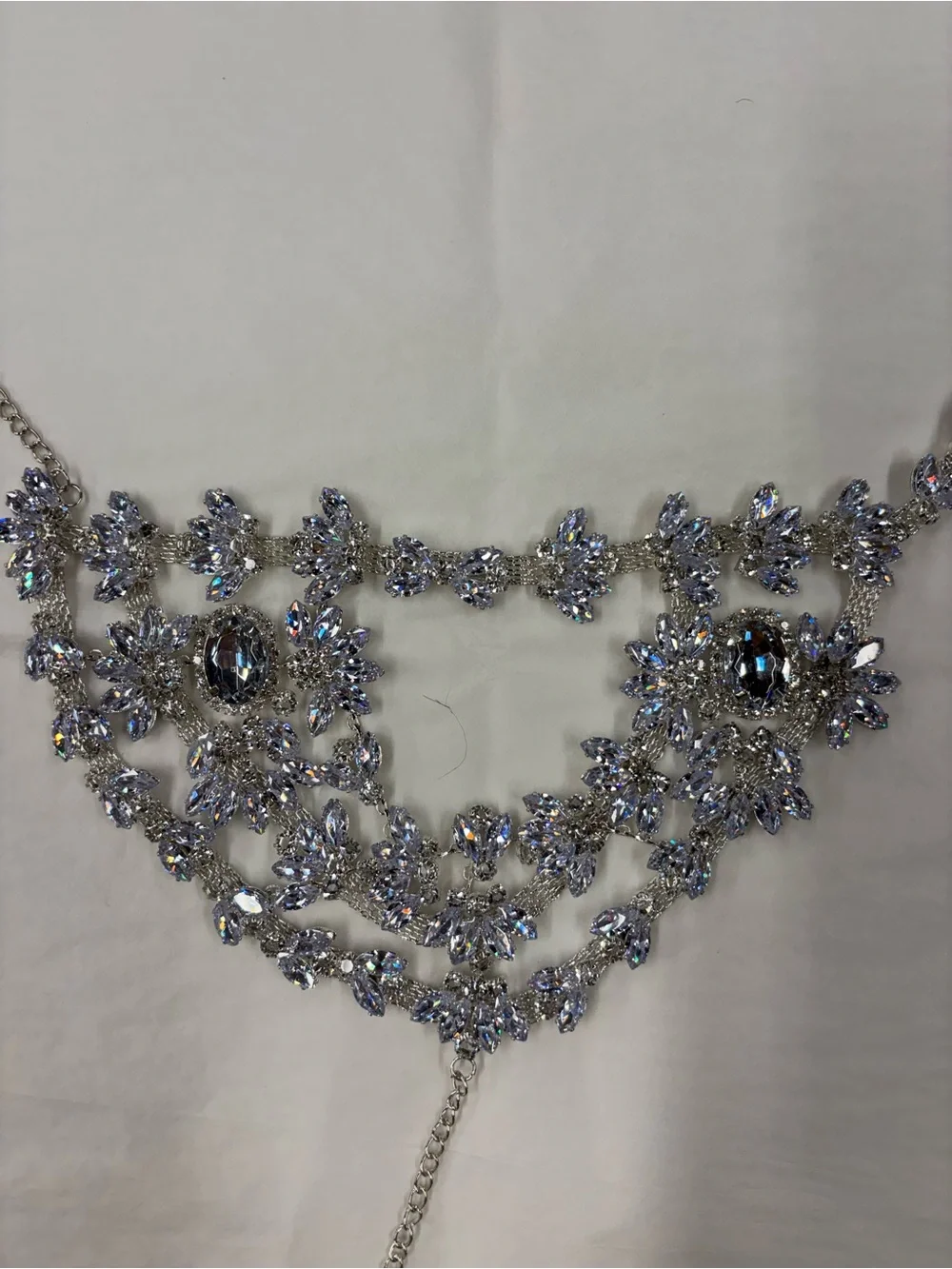 Beauty Creations Silver Clear Crystal Face Mask Accent